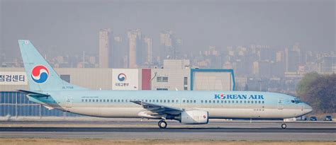 boeing 777 300er crash|Inside the Korean Air Boeing plane that descended 25,000 feet aft.